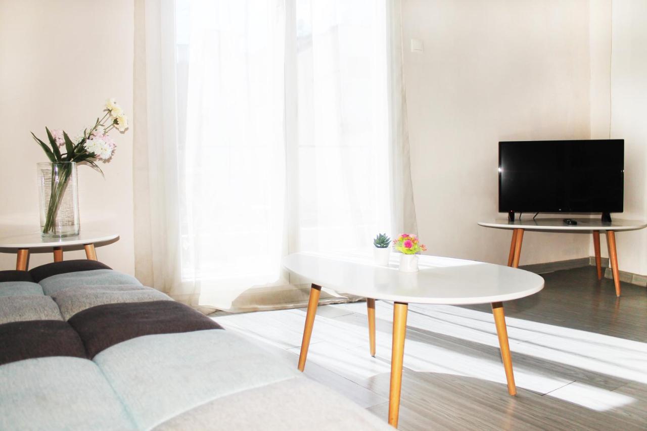 Wsd Golden Times 8 Apartment Hotel Atene Esterno foto