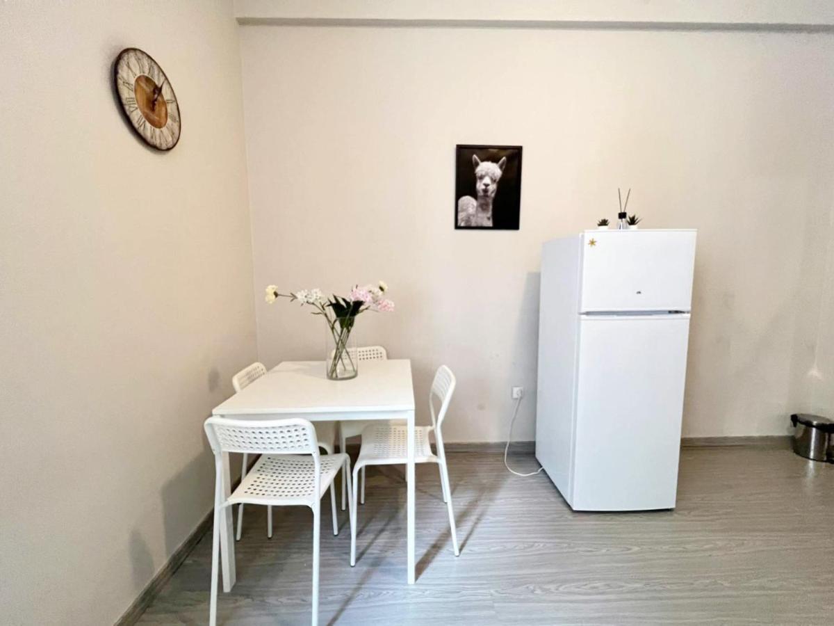 Wsd Golden Times 8 Apartment Hotel Atene Esterno foto