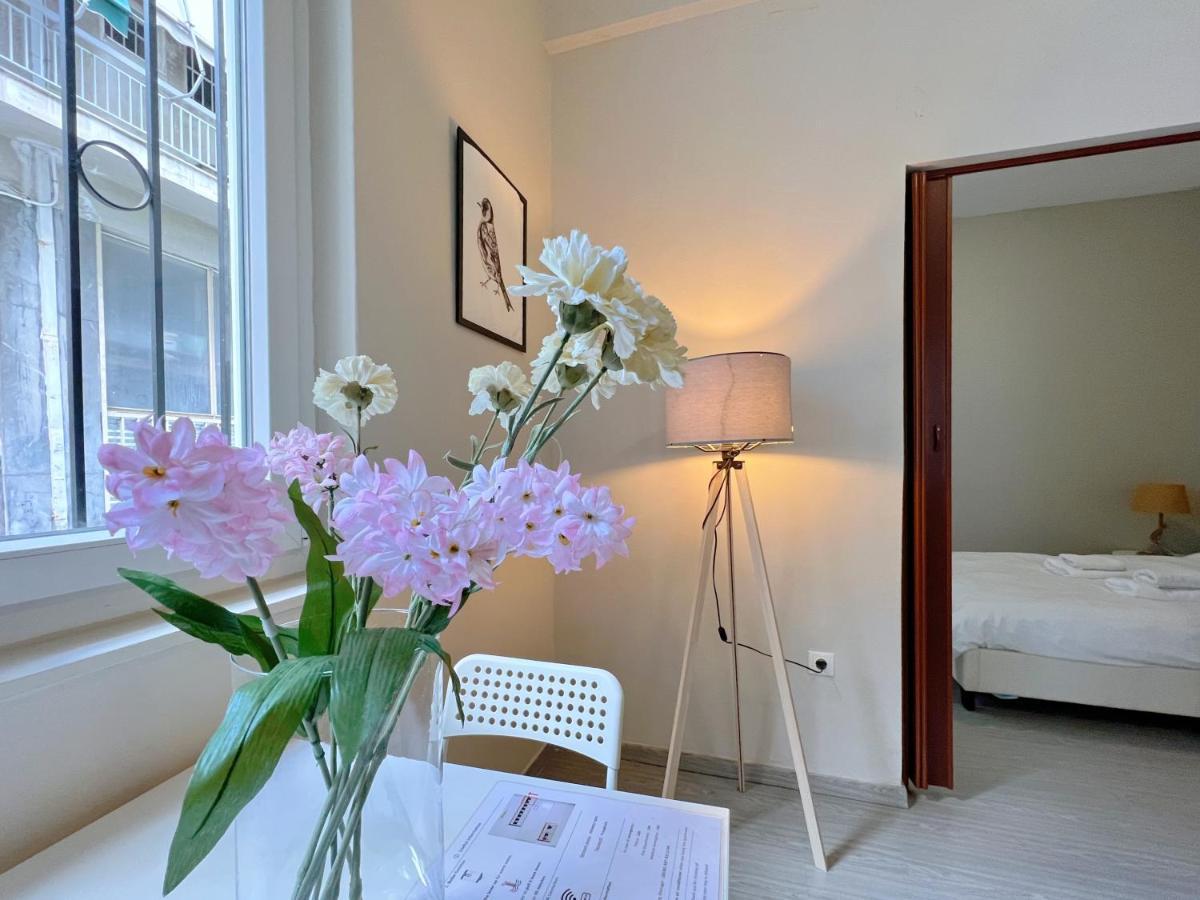 Wsd Golden Times 8 Apartment Hotel Atene Esterno foto