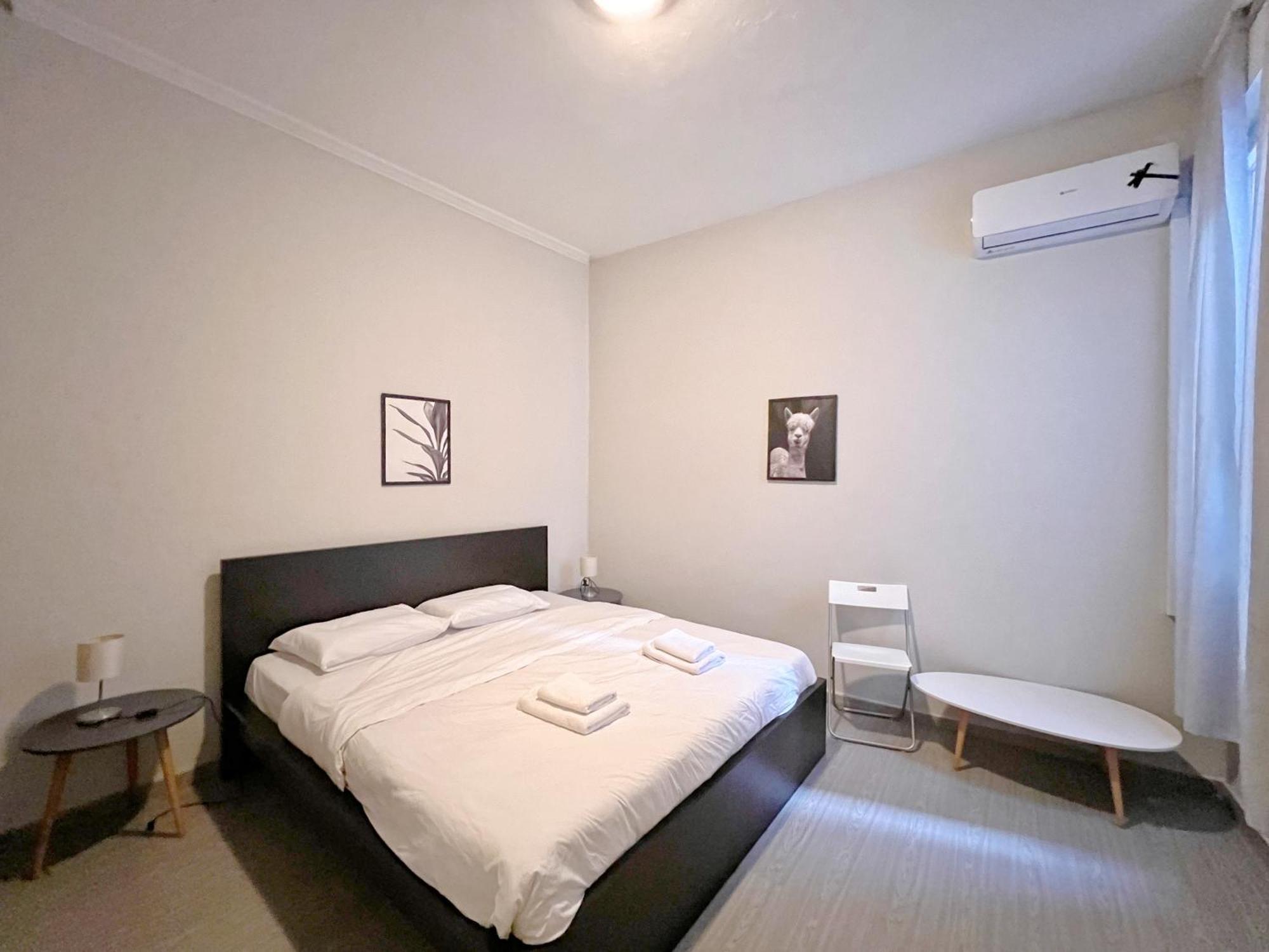 Wsd Golden Times 8 Apartment Hotel Atene Esterno foto